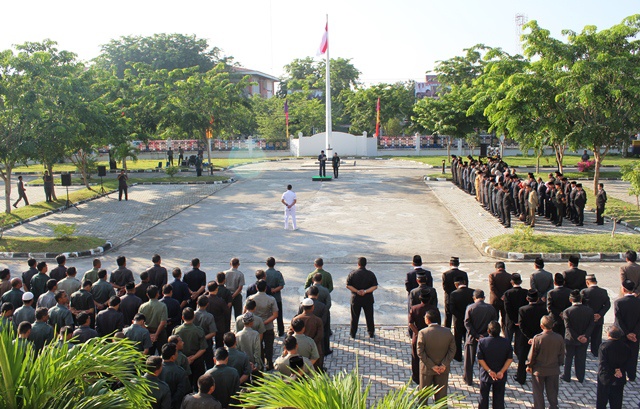 UPACARA MEMPERINGATI HARI ULANG TAHUN MAHKAMAH AGUNG REPUBLIK INDONESIA YANG KE-70
