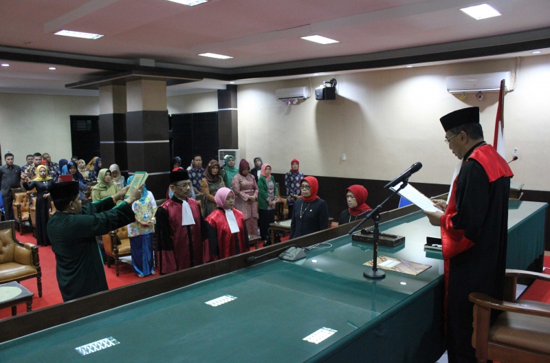Pengambilan Sumpah dan Pelantikan ASWIJON, SH., MH dan ASMAR, SH., MH. Sebagai Hakim Tinggi