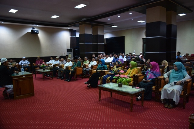 Pengadilan Tinggi Banda Aceh Menyelenggarakan Pengajian Bulanan