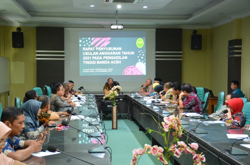 RAPAT PENYUSUNAN USULAN ANGGARAN TAHUN 2021 PADA PENGADILAN TINGGI BANDA ACEH