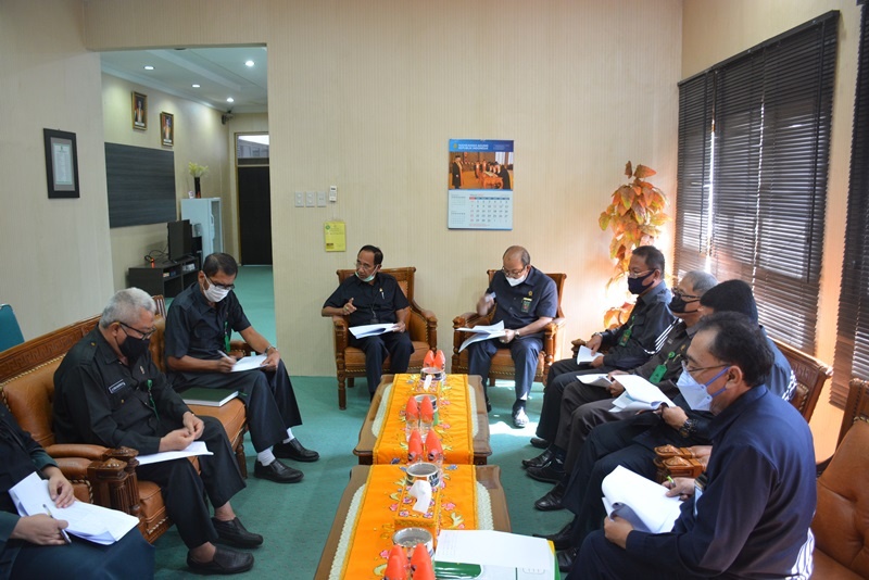 RAPAT EVALUASI PENILAIAN MANDIRI PEMBANGUNAN ZONA INTEGRITAS (PMPZI)