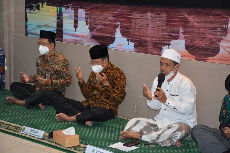 GELAR TAHLIL DAN DOA BERSAMA UNTUK HAKIM TINGGI YANG TELAH WAFAT PENGADILAN TINGGI BANDA ACEH BERDUKA