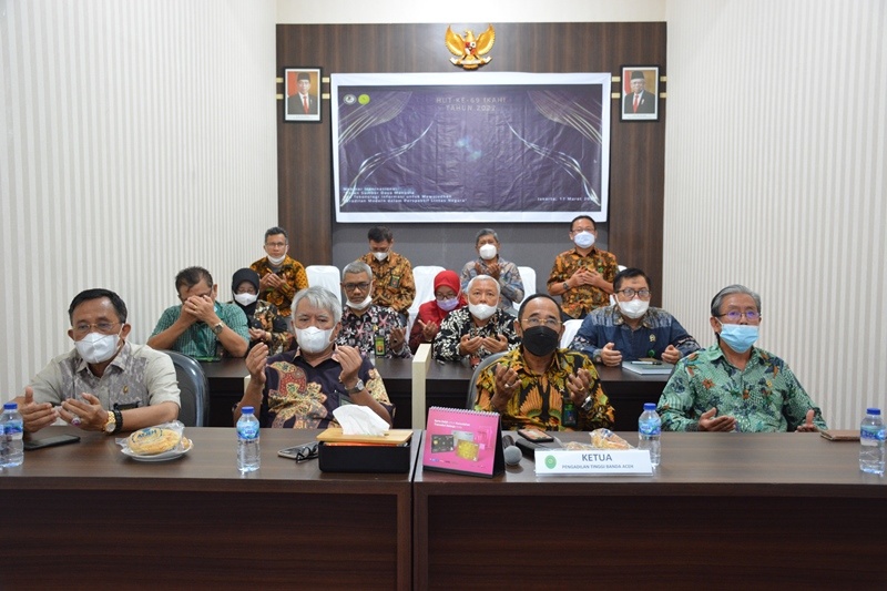 PENGADILAN TINGGI BANDA ACEH HADIRI WEBINAR INTERNASIONAL IKAHI SECARA VIRTUAL