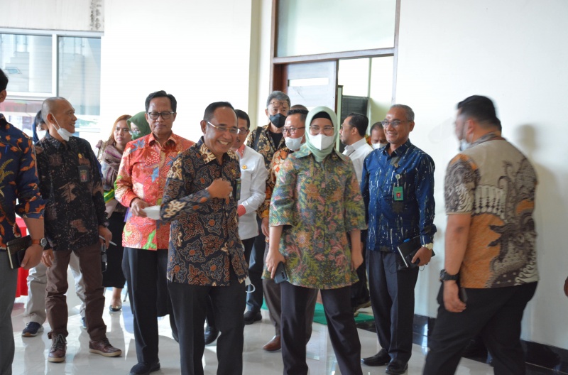 PT BANDA ACEH TERIMA KUNJUNGAN TIM MONEV SPPT-TI