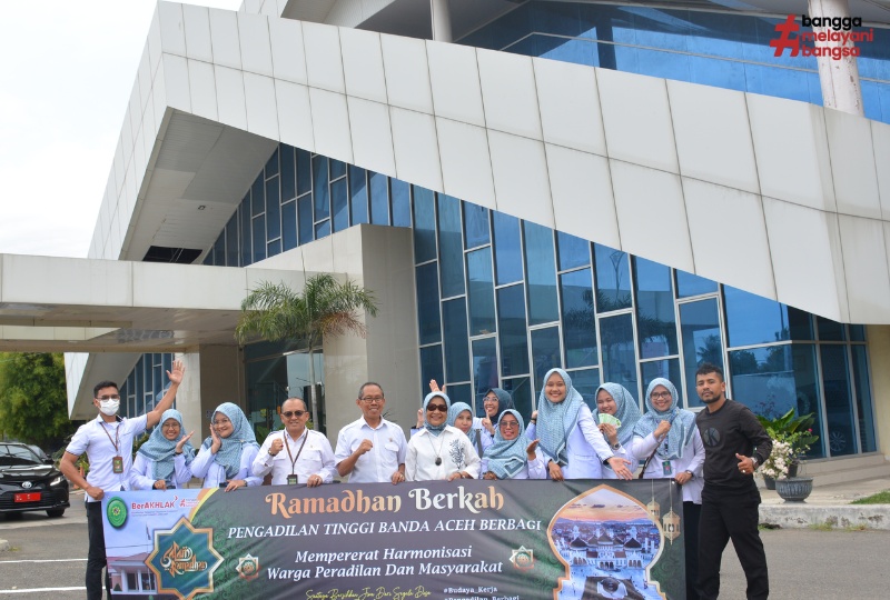 PUBLIC CAMPAIGN DAN BERBAGI TAKJIL PENGADILAN TINGGI BANDA ACEH