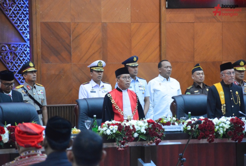 KPT BANDA ACEH MELANTIK DAN MENGAMBIL SUMPAH ANGGOTA DPR ACEH PRIODE 2024 - 2029