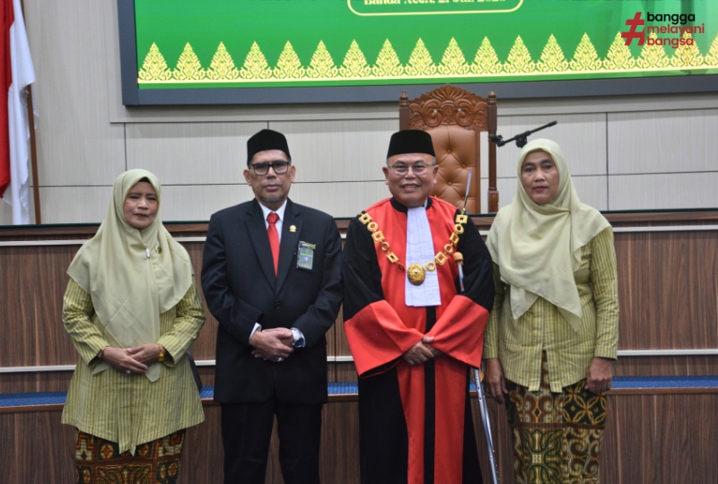 PELANTIKAN PANITERA PENGADILAN TINGGI BANDA ACEH: WUJUD REGENERASI DAN PENGUATAN KELEMBAGAAN