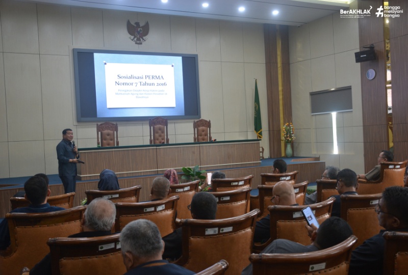 SOSIALISASI PERMA NOMOR 7 TAHUN 2016 TENTANG PENEGAKAN DISIPLIN KERJA HAKIM