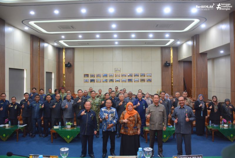PEMBINAAN DAERAH OLEH HAKIM AGUNG PENGAWAS DAN PEMBINA DAERAH BAGI HAKIM PADA 4 (EMPAT) LINGKUNGAN PERADILAN SE-WILAYAH PROVINSI ACEH